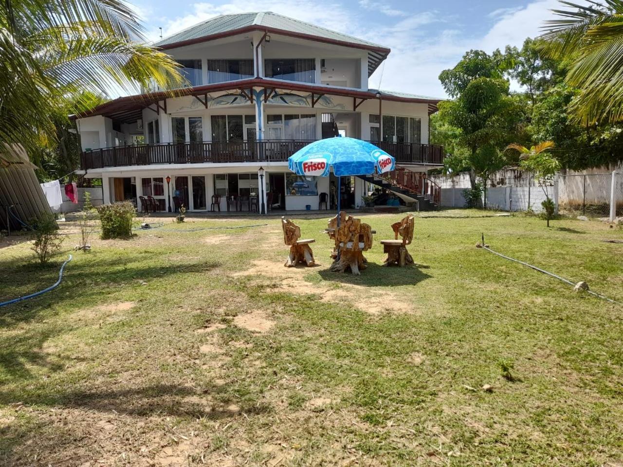 Baden Beach Hotel Калкуда Екстериор снимка