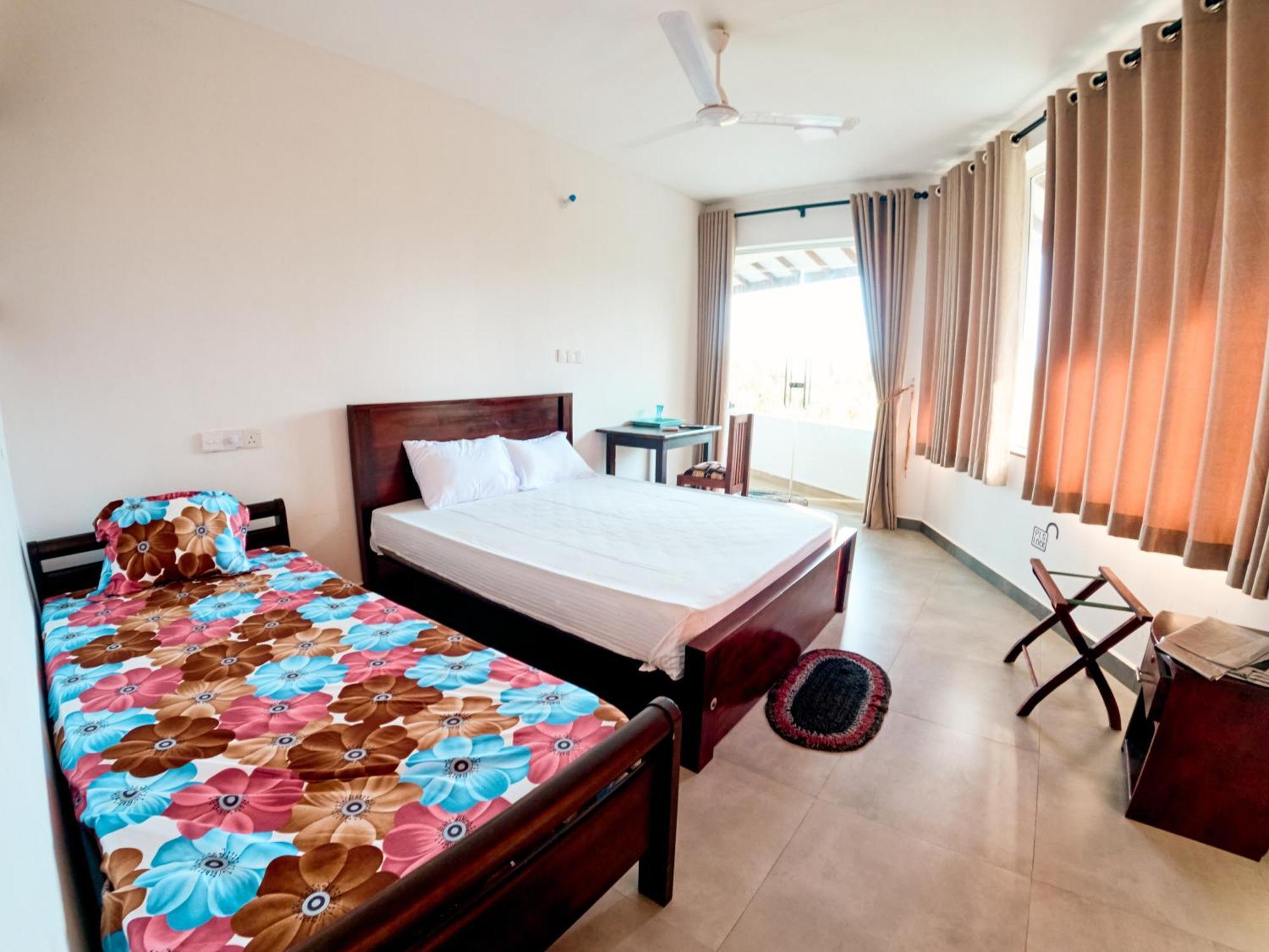 Baden Beach Hotel Калкуда Екстериор снимка